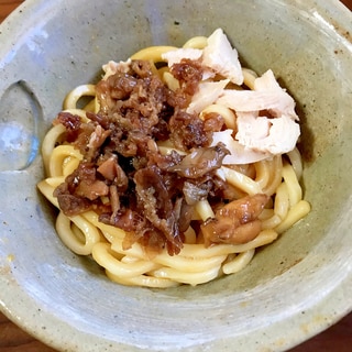 鶏ハムと牛肉の釜玉うどん